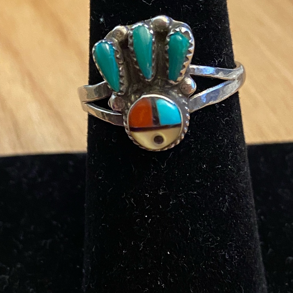 Vintage Zuni inlay sunface sterling ring with turquoise, coral, MOP, Malachite
